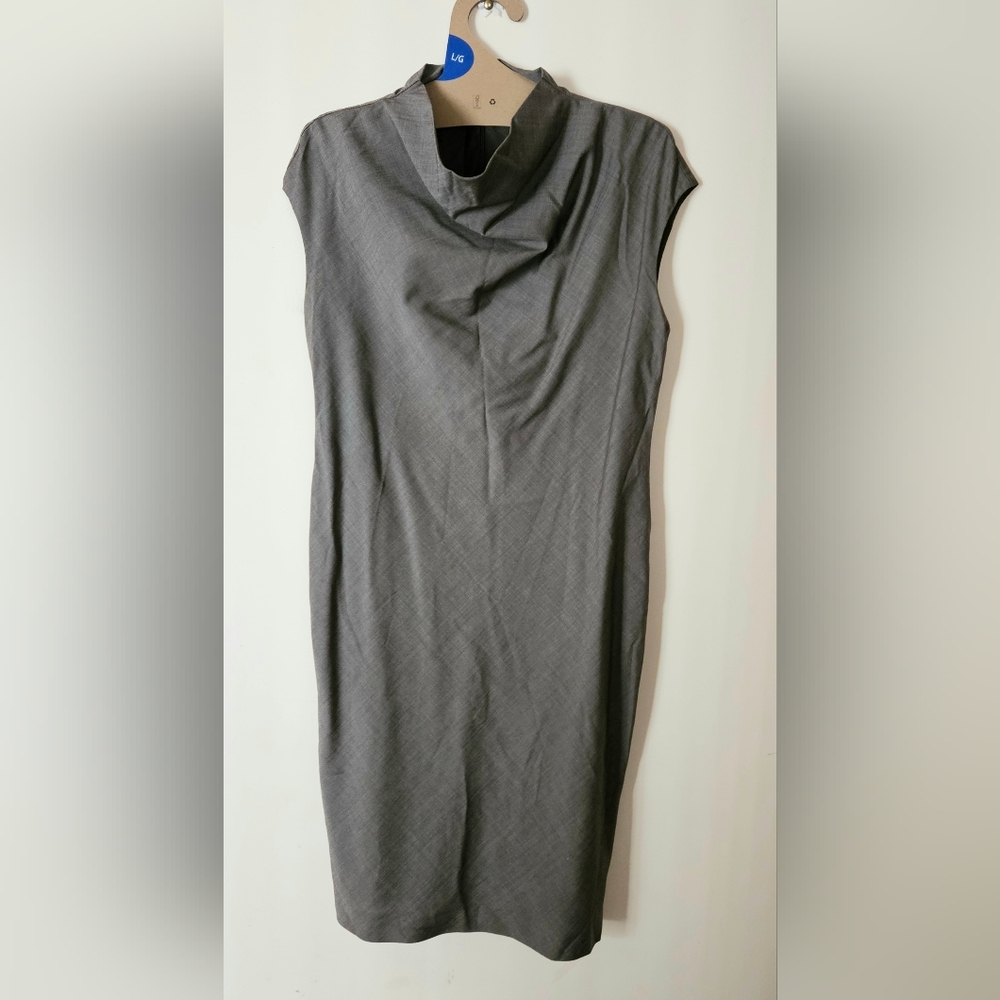 Max Mara Grey Cowl Neck Sheath Dress With Cap Sleeve 🌷